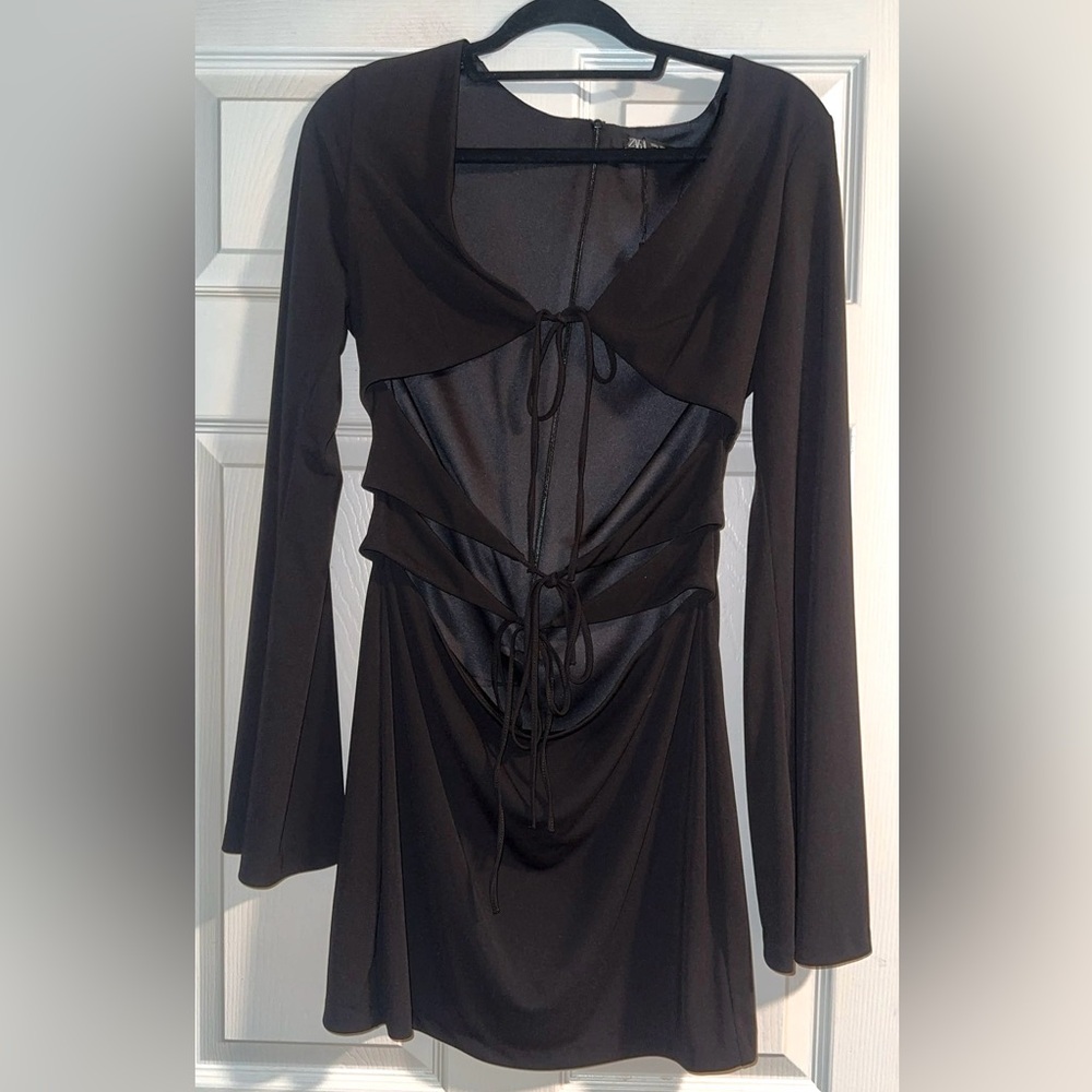 Zara Black Cut-Out Long Sleeve Dress